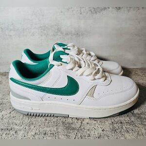 Nike Gamma Force White Malachite Green Smoke Gray DX9176-006 Shoes-Womens 8